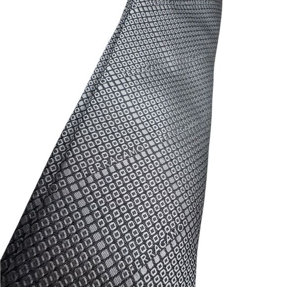 NWT Ferragamo Silk Tie - Picture 2 of 4